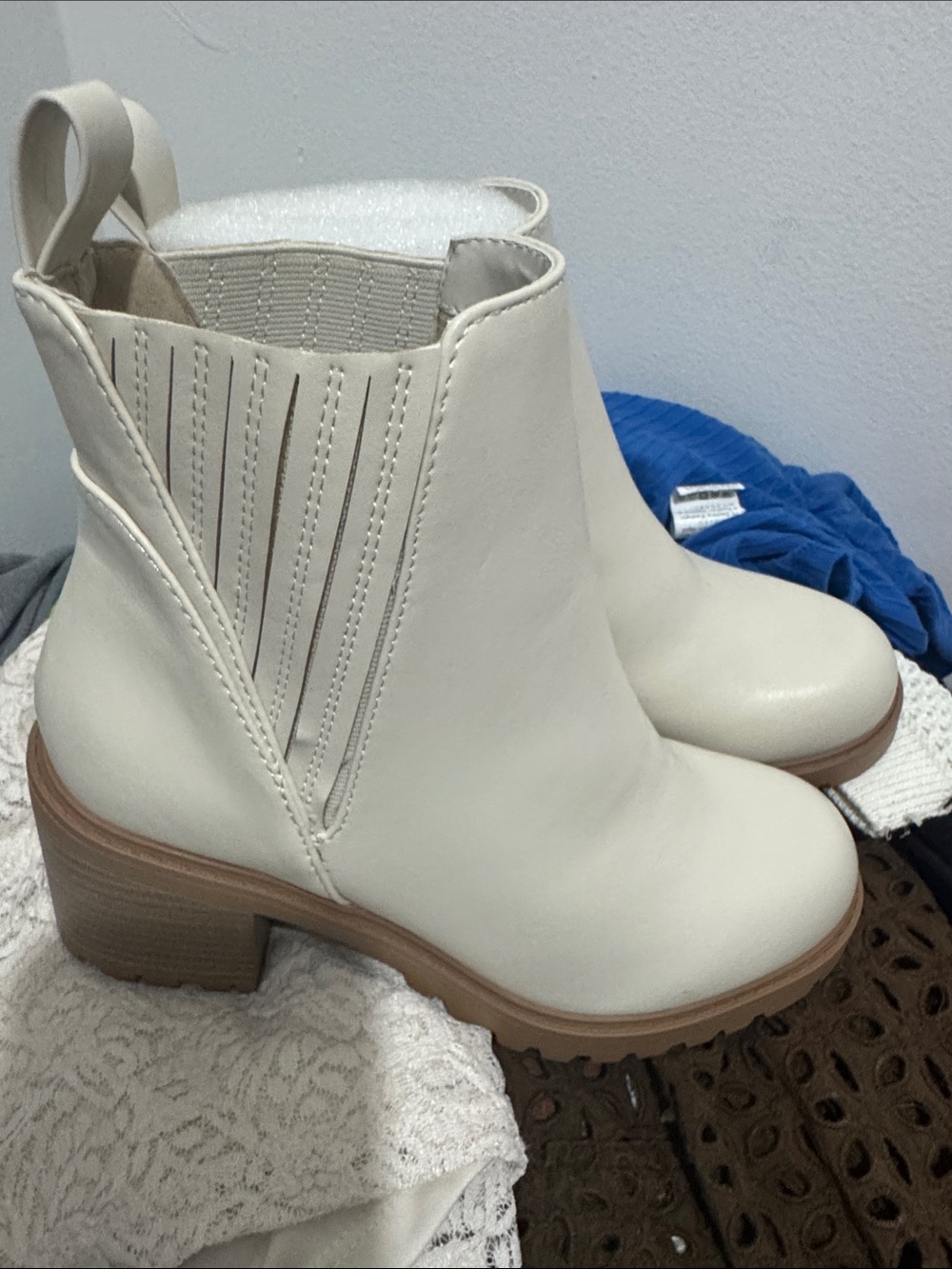 Soda Cream Elastic-Sided Ankle Booties with Block Heel